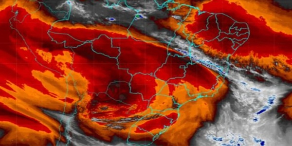 Imagem G1: Massa de ar seco e quente promete recorde de calor no inverno com 34ºC em Campinas no fim de semana