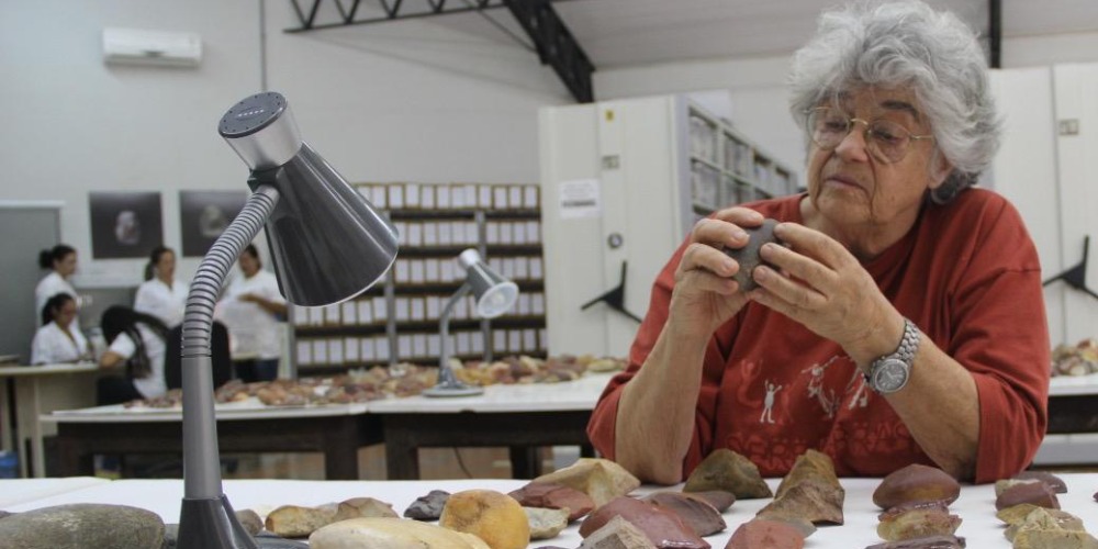 Imagem Arqueóloga Niède Guidon morre aos 92 anos