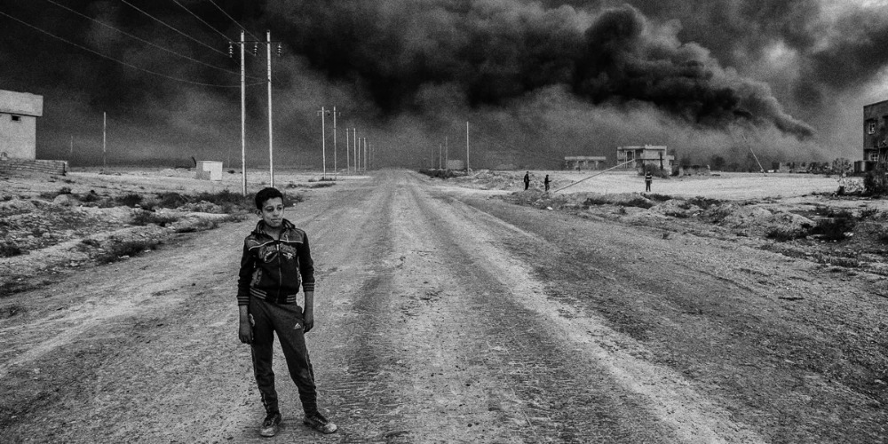 Imagem Exposição com fotos de Yan Boechat promove reflexão sobre a vida em meio à guerra
