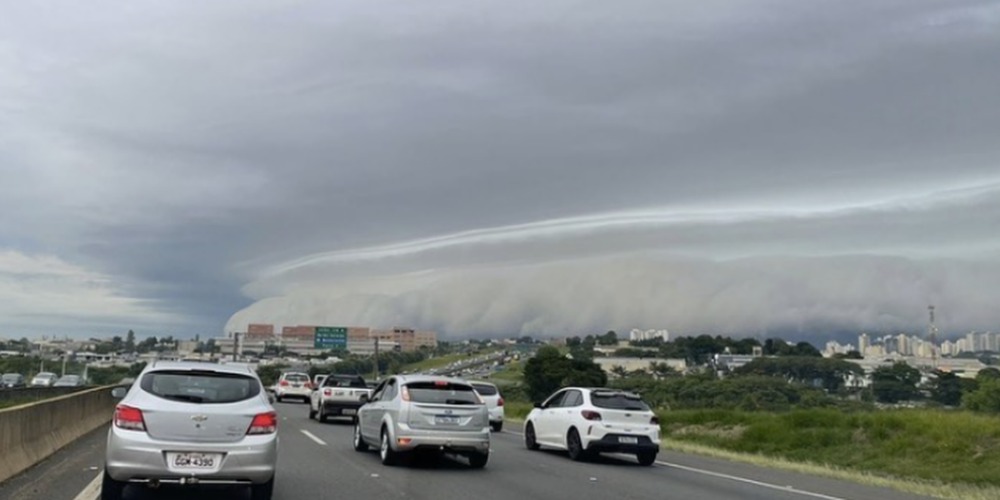 Imagem: Cepagri registra "nuvem prateleira" em Campinas